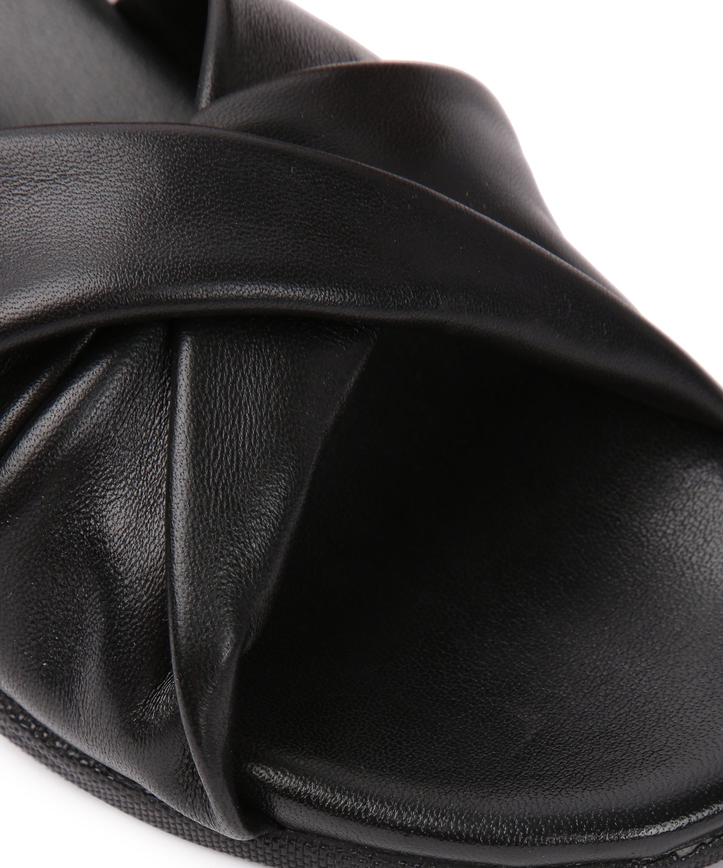 DRAPE (BLACK)